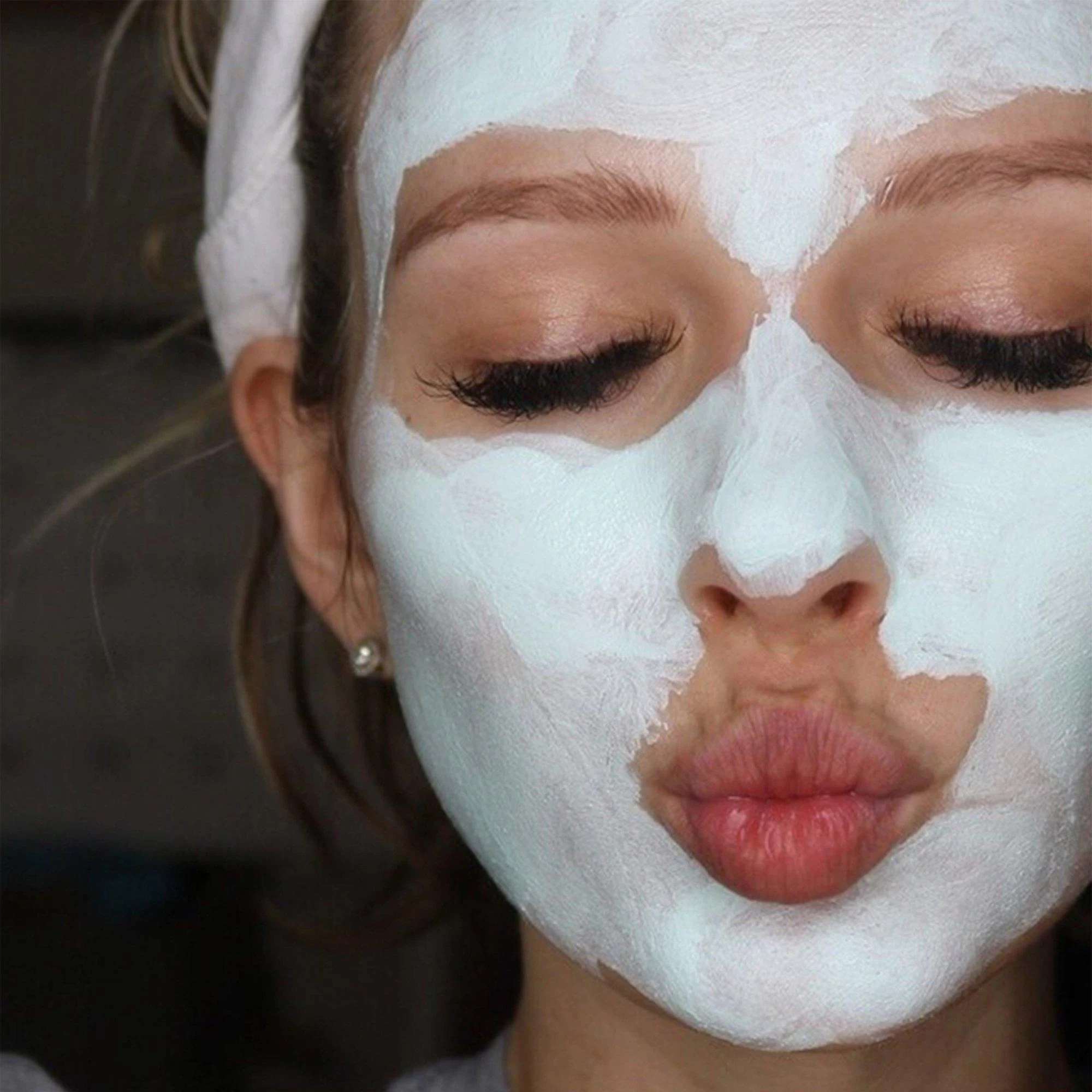 Clinique Blackhead Solutions 7 Day Deep Pore Cleanse & Face Scrub 3 Clinique Blackhead Solutions 7 Day Deep Pore Cleanse & Face Scrub